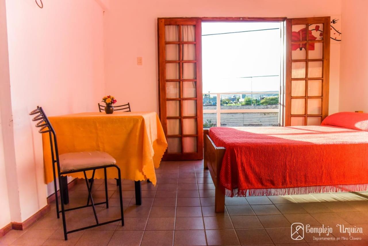 Ferienwohnung Complejo Urquiza Departamentos Mina Clavero Exterior foto