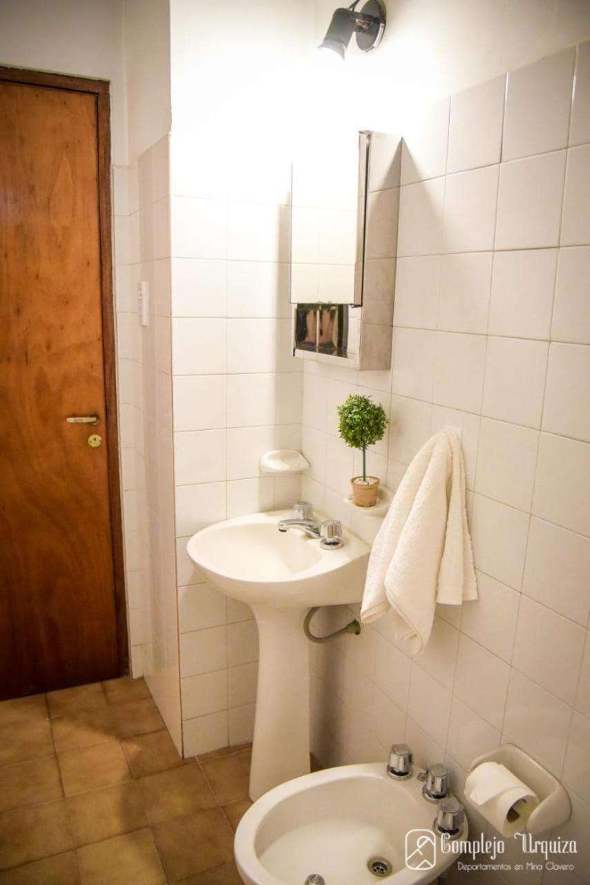 Ferienwohnung Complejo Urquiza Departamentos Mina Clavero Exterior foto